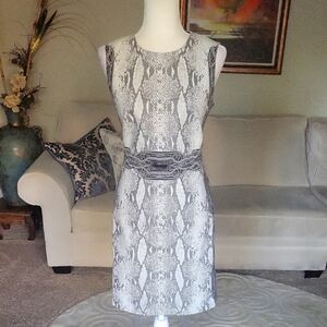 Diane Von Furstenberg Black and Gray Sheath Dress